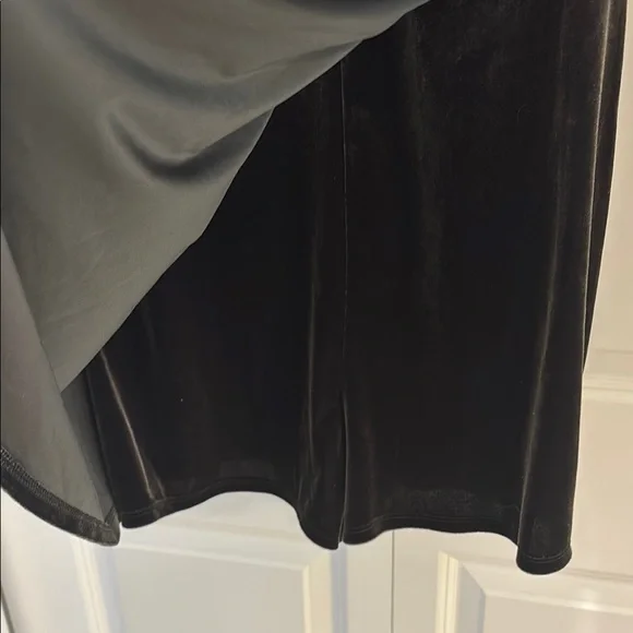 Elegant Dark Green Velvet Romper - Picture 5 of 7